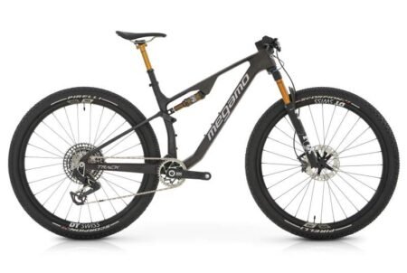 Bicicleta Megamo Track AXS 01 2024